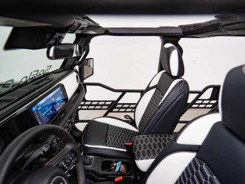 2024 Jeep Gladiator Sport S