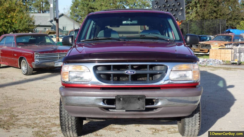 1996 Ford Explorer null photo 3