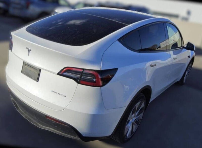 2023 Tesla Model Y Long Range