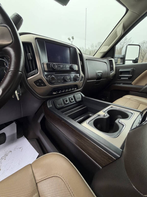 2019 GMC Sierra 3500HD Denali