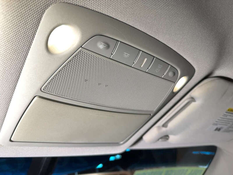 2016 Nissan Pathfinder SV