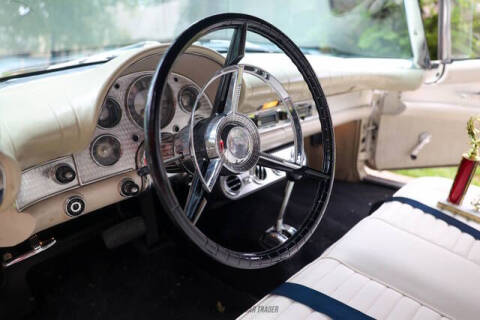 1957 Ford Thunderbird