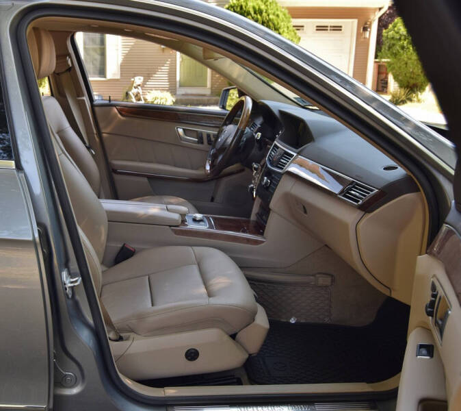 2012 Mercedes-Benz E-Class E 350 Luxury 4MATIC