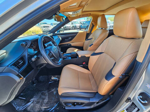 2022 Lexus ES 350
