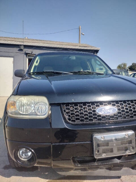 2006 Ford Escape for sale at AK Used Auto Sales LLC in Omaha, NE