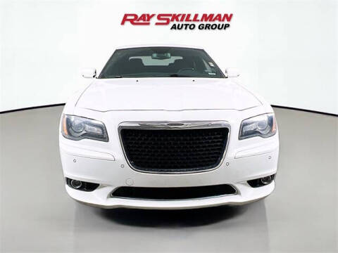 2012 Chrysler 300 SRT8