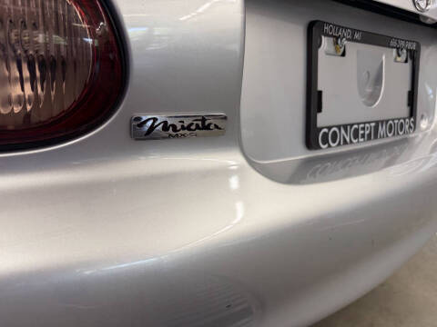 2002 Mazda MX-5 Miata