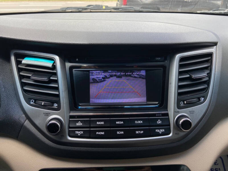 2017 Hyundai Tucson SE