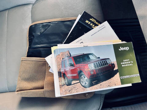 2007 Jeep Commander Sport