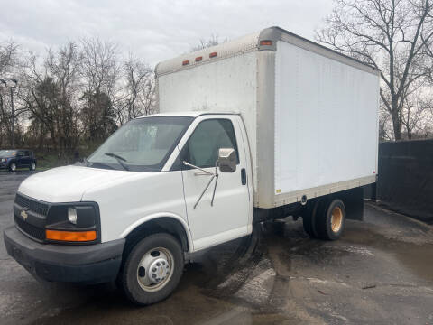 2003 Chevrolet Express for sale at Right Price Auto Sales in Murfreesboro TN