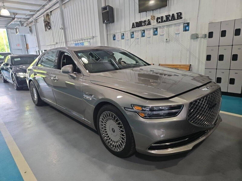 2020 Genesis G90