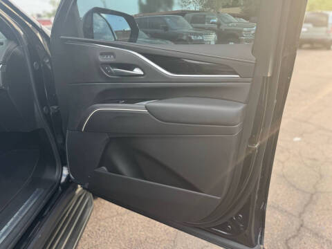 2024 Cadillac Escalade Sport