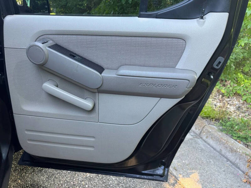 2007 Ford Explorer Sport Trac XLT