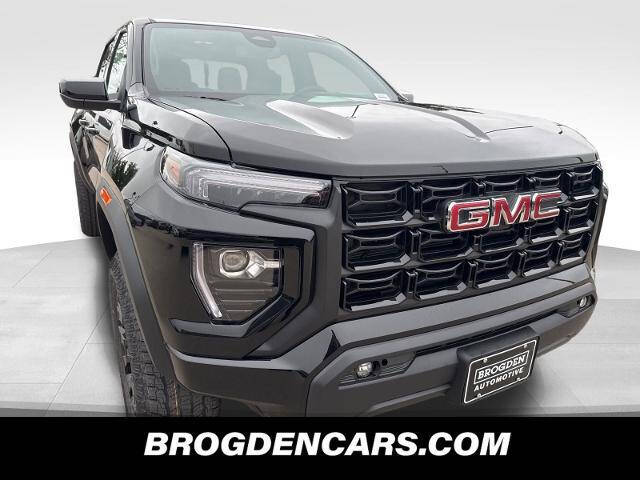 2026 GMC Canyon Elevation's photo