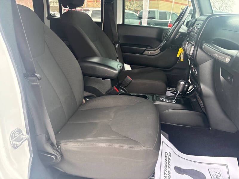 2017 Jeep Wrangler Unlimited Sport