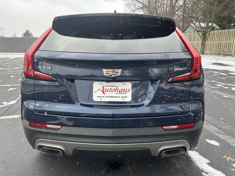 2020 Cadillac XT4 Premium Luxury