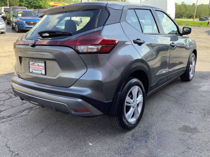 2024 Nissan Kicks S
