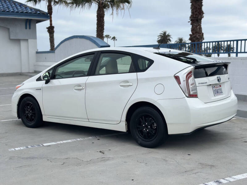 2013 Toyota Prius Three