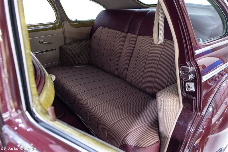 1941 Pontiac Streamliner