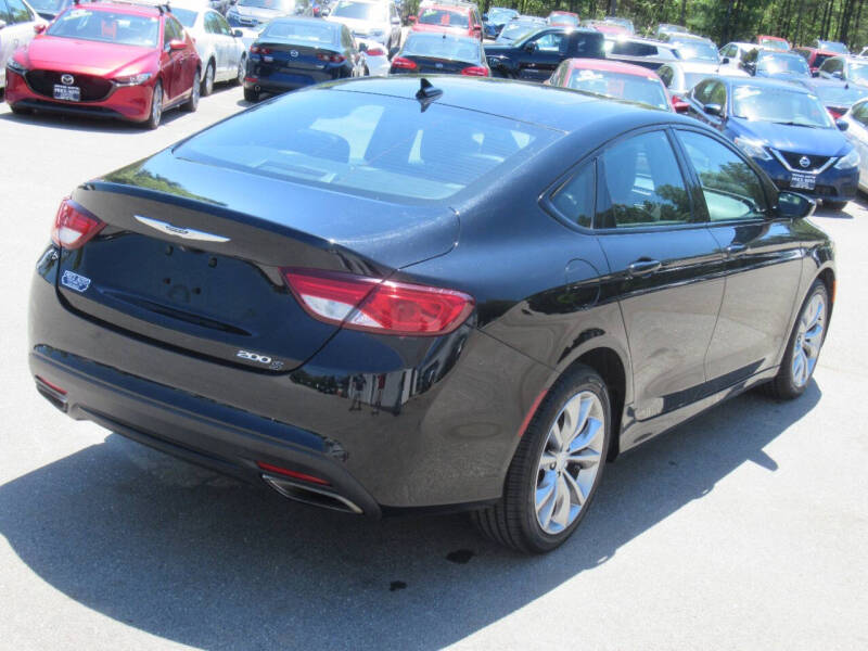 2015 Chrysler 200 S