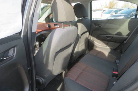 2016 Chevrolet Sonic LT Auto