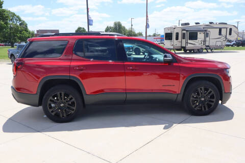 2023 GMC Acadia SLT