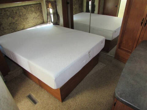 2011 Keystone RV MONTANA MO