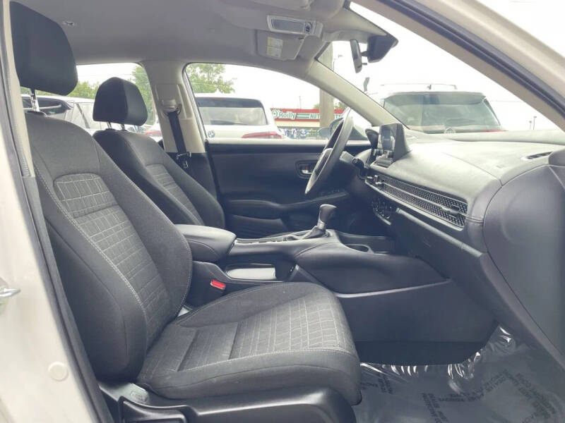 2024 Honda HR-V LX