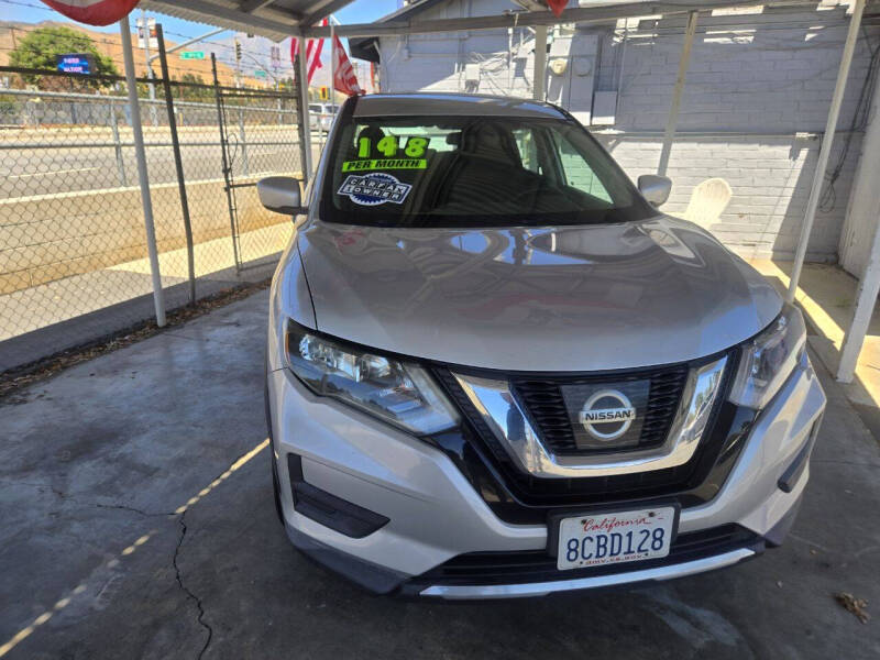 2017 Nissan Rogue SV