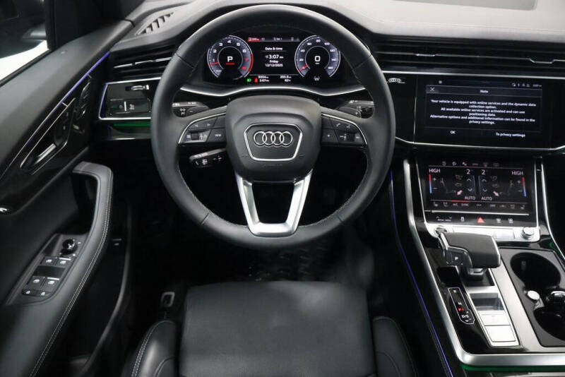 2025 Audi Q8 quattro Prestige 55 TFSI