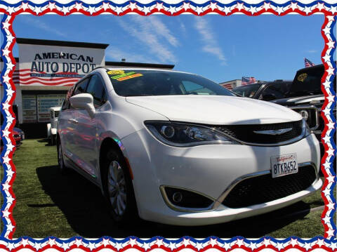 2017 Chrysler Pacifica for sale at MERCED AUTO WORLD in Merced CA