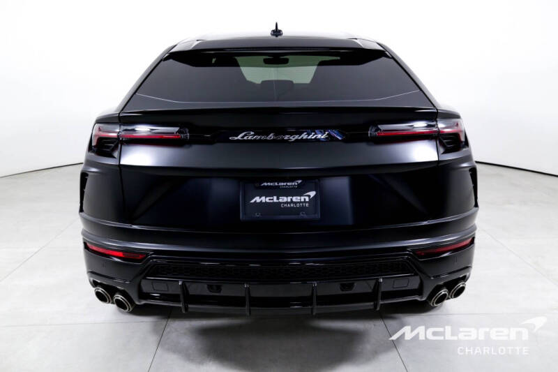 2022 Lamborghini Urus