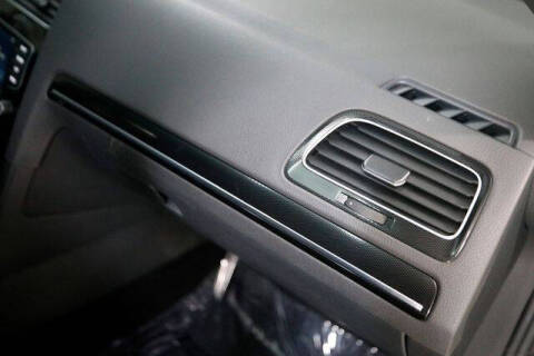 2017 Volkswagen Golf GTI SE