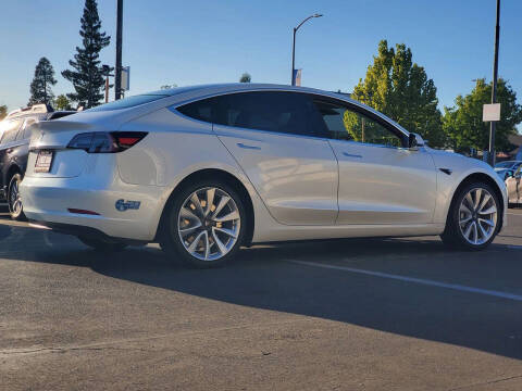 2019 Tesla Model 3 Standard Range Plus