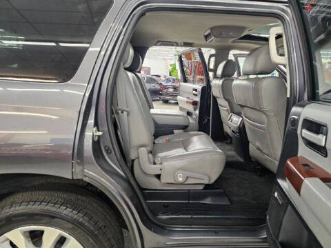 2013 Toyota Sequoia Platinum
