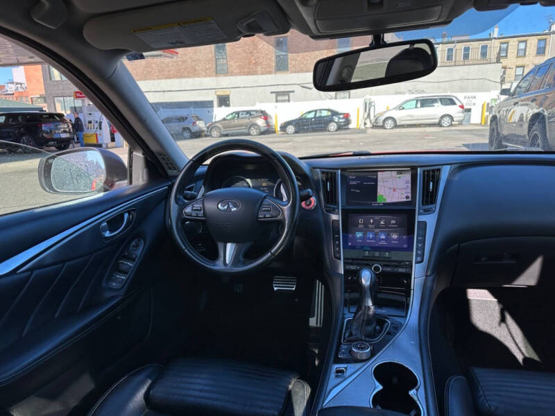 2015 Infiniti Q50 Sport