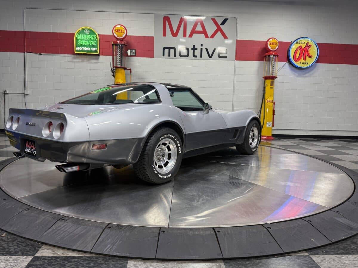 1981 Chevrolet Corvette 33