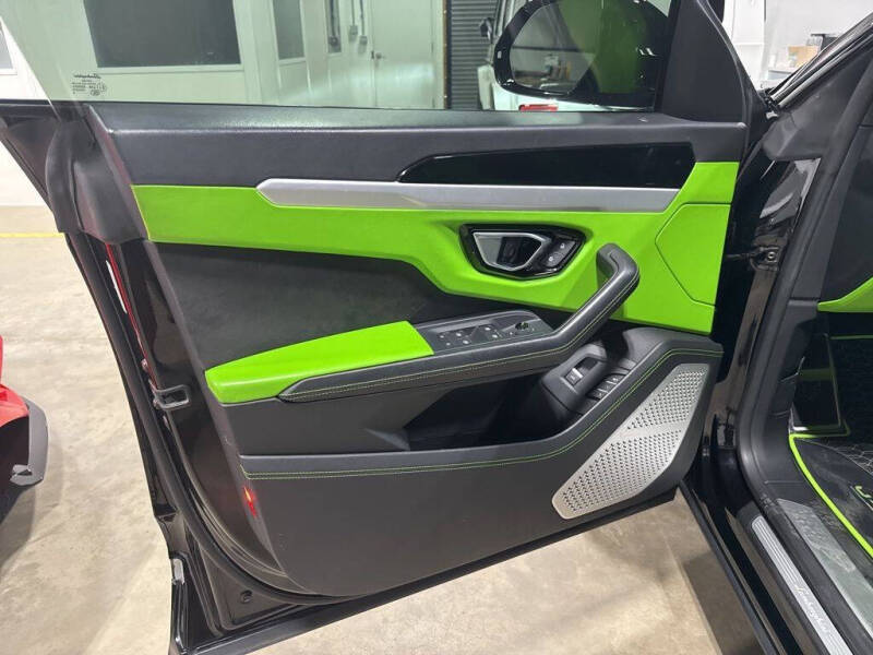 2019 Lamborghini Urus