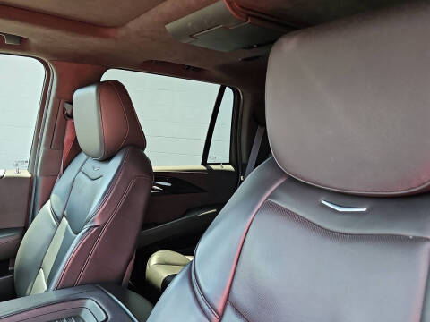 2018 Cadillac Escalade Platinum