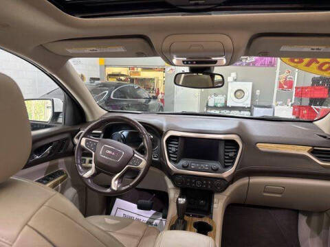 2018 GMC Acadia Denali