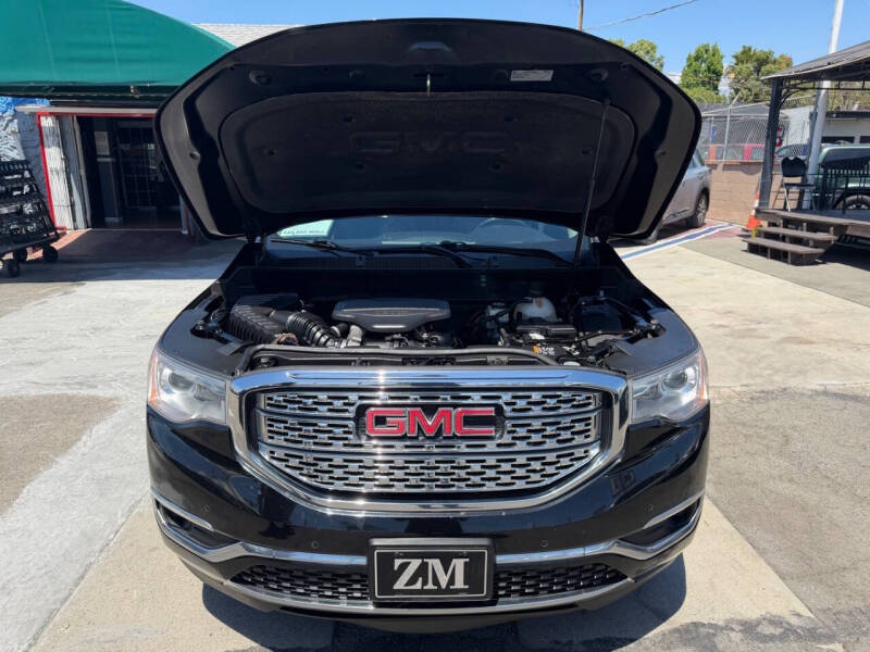 2017 GMC Acadia Denali