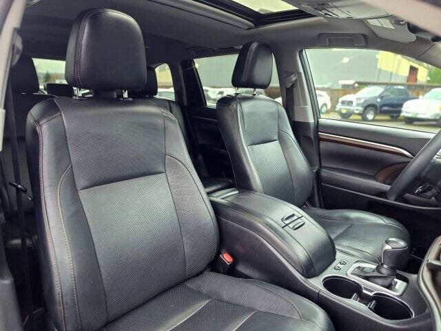 2016 Toyota Highlander Hybrid Limited Platinum