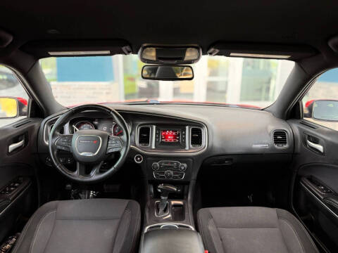 2017 Dodge Charger SE