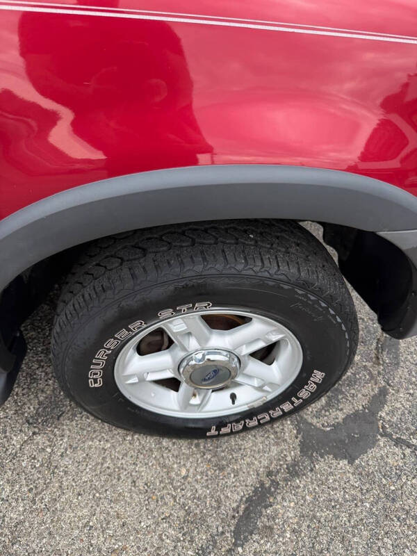2003 Ford Explorer XLT