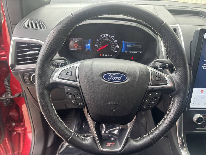 2024 Ford Edge ST