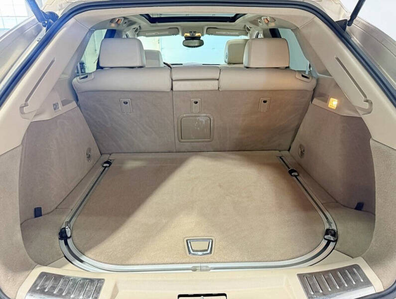 2010 Cadillac SRX Luxury Collection