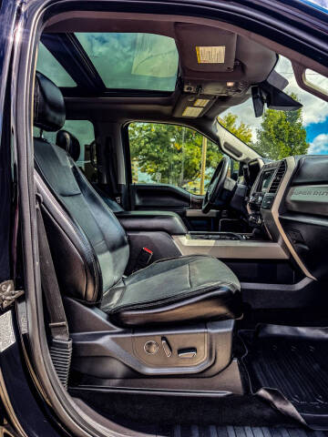 2017 Ford F-350 Super Duty Lariat