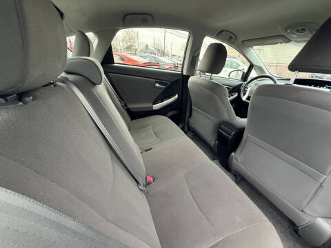 2013 Toyota Prius Three