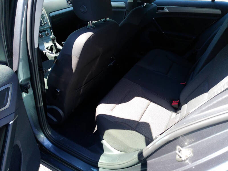 2017 Volkswagen Golf