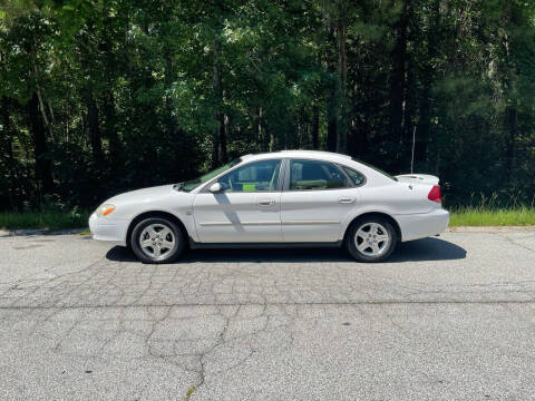 2000 Ford Taurus for sale at MATRIXX AUTO GROUP in Union City GA